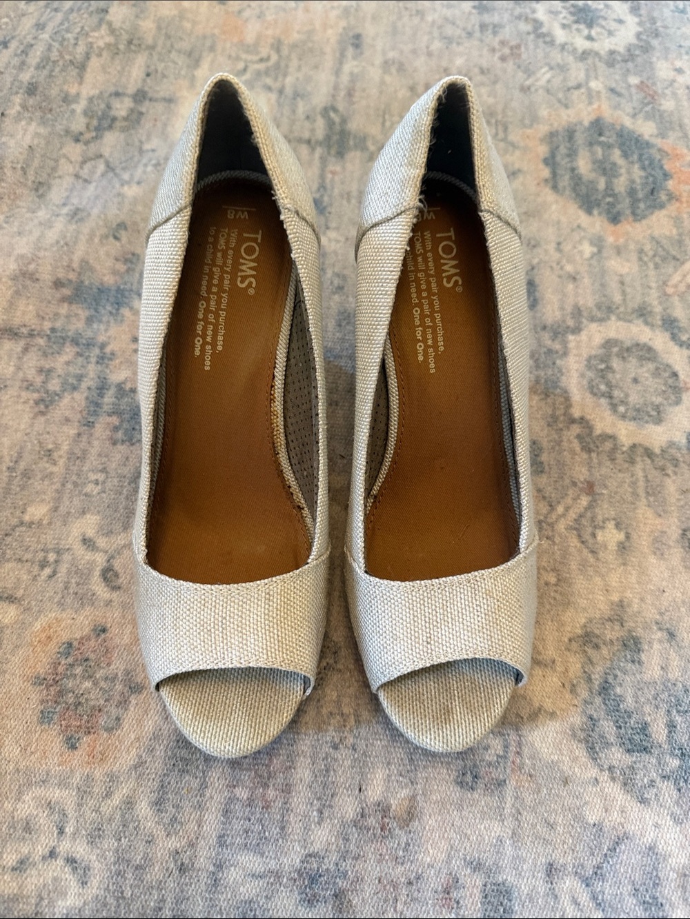 TOMS Women's Metallic Silver Peep-Toe Wedge Heels